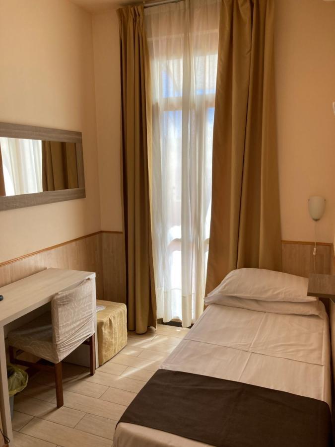Hotel Adler Мілан Екстер'єр фото